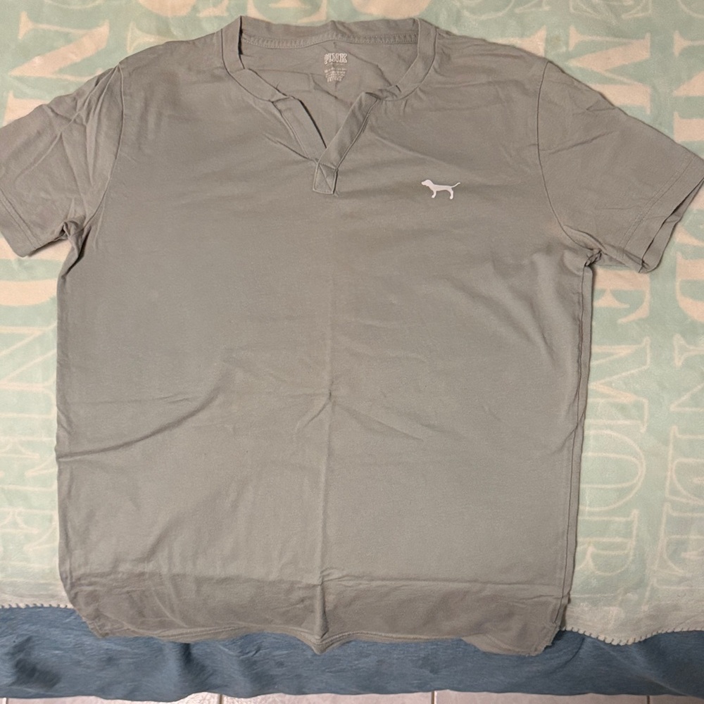 PINK Victoria's Secret Light Gray Short Sleeve Tee